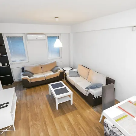 One Bedroom Apartment With Private Parking Skopje Exterior photo