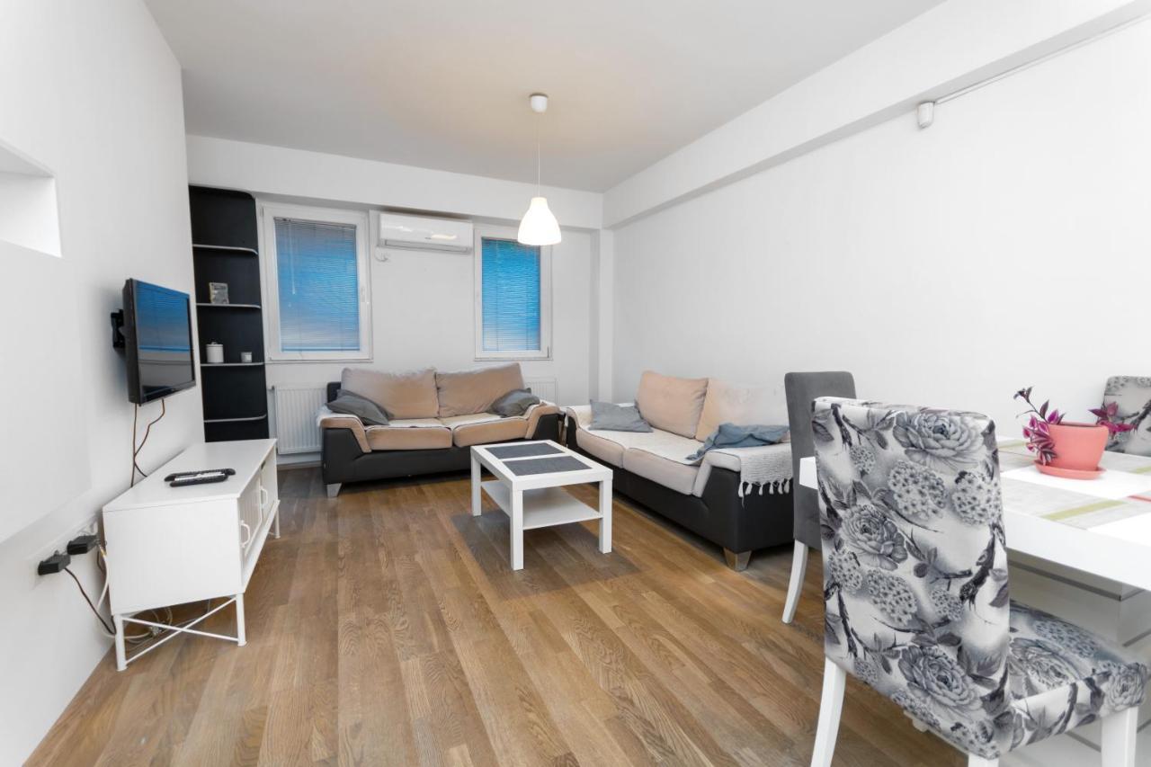 Apartament One Bedroom With Private Parking Skopje
